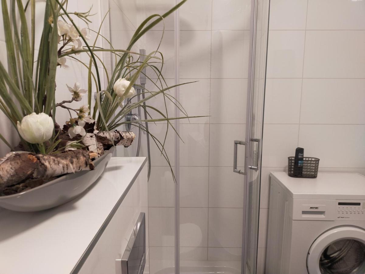 Apartament-Sweet Night Lubiń Екстериор снимка