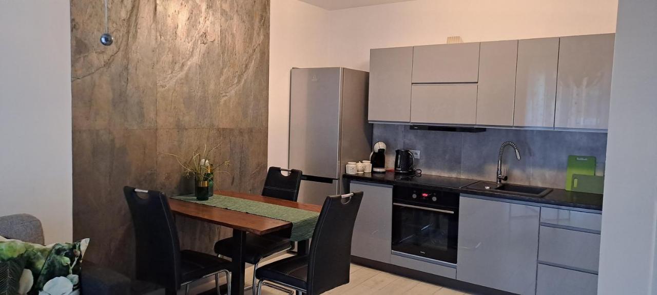 Apartament-Sweet Night Lubiń Екстериор снимка