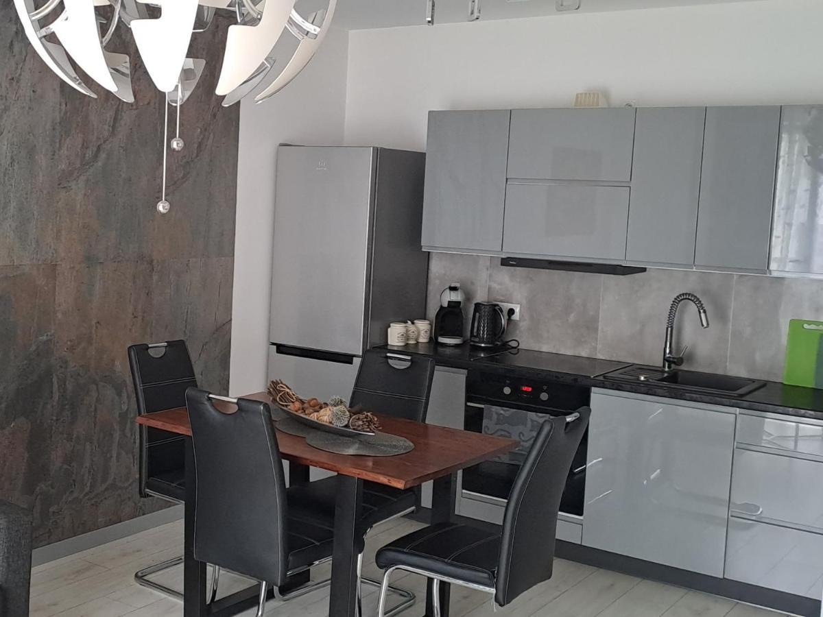 Apartament-Sweet Night Lubiń Екстериор снимка